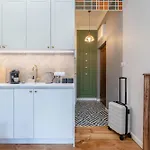 아파트 Break Spot 포즈난